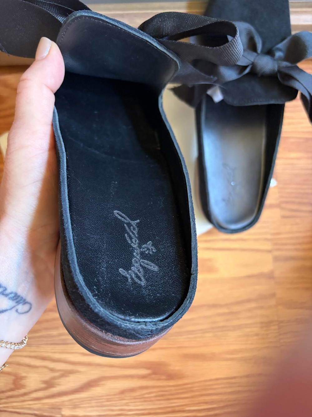 Esquivel Grace Mule- Black Suede - Picture 3 of 11